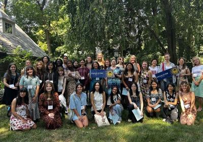 Incoming students, current students, and alumnae/i at the Philadelphia Send-Off Party hosted by Jenni Punt ’83 P’21, and Steve Emerson HC’74 P’21.